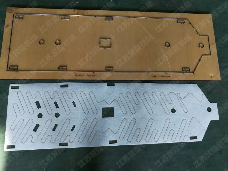 汽車加熱墊成型裁切機(jī)